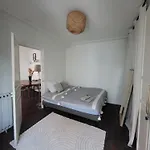 Charmant 61 M2 Bas Montmartre
